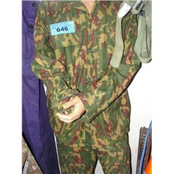 2pc camoflauge jacket and pants set