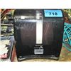 Image 1 : Tork touch sensor paper towel dispensor