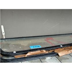 2 truck back windows