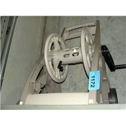 Suncast garden hose reeler
