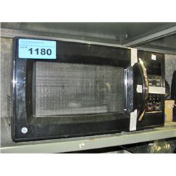 GE black microwave oven