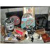 Image 1 : Shelf lot of misc decorative and household items