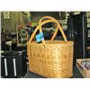 Image 1 : Wicker basket