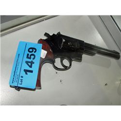Crossman CO2 pellet pistol