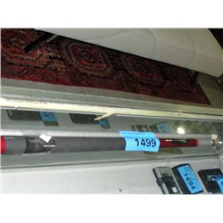 Easton titanium 2pc pool que