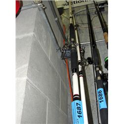 Shakespeare deep sea fishing rod with penn level