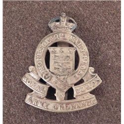 WWII BRITISH ROYAL CORPS ARMY ORDNANCE REG CAP BADGE