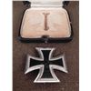 Image 2 : NAZI CASED IRON CROSS 1ST CLASS-MAKER 15 ORIG-MAGNETIC