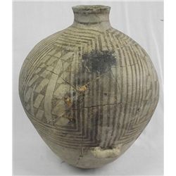 Prehistoric Mesa Verde Black on White Storage Olla