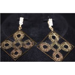 BIG SQUARE DANGLING EARRING 14K GOLD PLATED