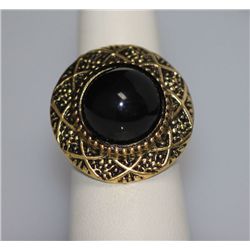 FASHION JEWELRY BRASS RING; SYNTHETIC BLACK STONE