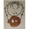 Image 1 : Detailed Hand Carved Fish Agate Necklace