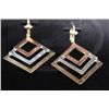 Image 1 : TRI-COLOR SQUARE DANGLING EARRING 14K GOLD PLATED