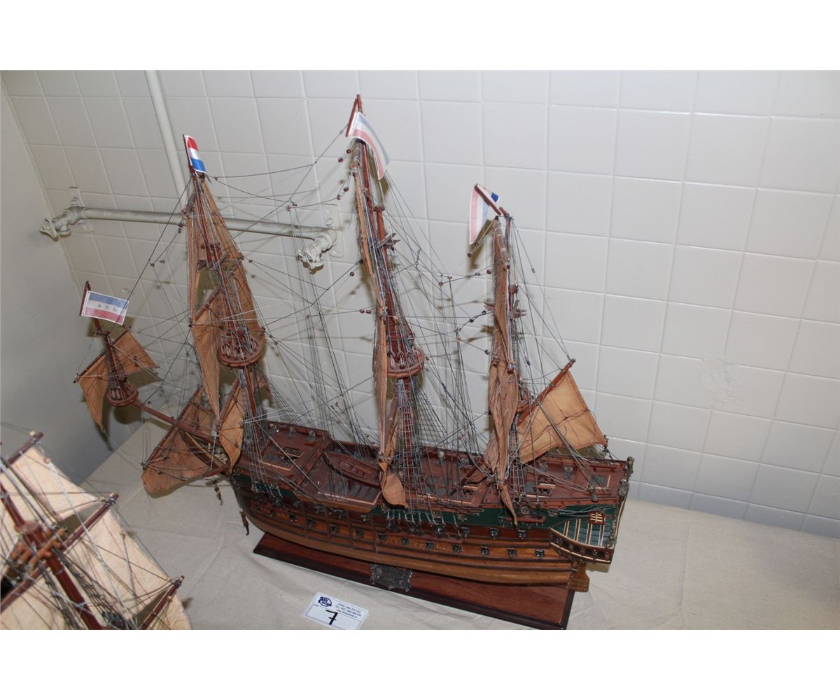 FRIESLAND, HOLLAND 1663, HAND CRAFTED 80 CANNON TALL SHIP 37