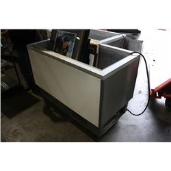 ORYX MOBILE OPEN CHEST FREEZER