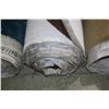 Image 2 : ROLL OF DARK BROWN MEDIUM LENGTH CARPET