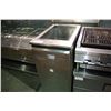 Image 1 : STAINLESS STEEL REFRIGERATED COUNTER