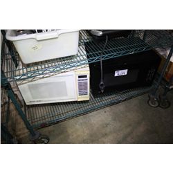 2 MICROWAVE OVENS