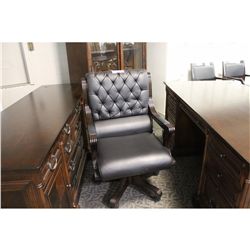 TRADITIONAL TUFFTED LEATHER EXECUTIVE CHAIR