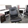 Image 2 : BLACK LEATHER HIBACK EXECUTIVE CHAIR (S57)