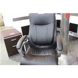 BLACK LEATHER HIBACK EXECUTIVE CHAIR (S57)