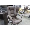 Image 2 : BROWN LEATHER EXECUTIVE HIBACK CHAIR