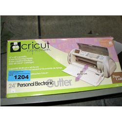 Crickut expression 24" electronic cutter