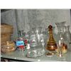 Image 1 : shelf lot of assorted glass vases etc