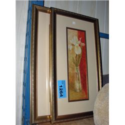 2 framed floral prints