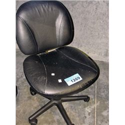 Black gas lift office chair