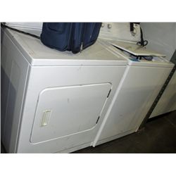 Matching inglis white washer and dryer set