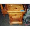Image 1 : Solid pine night stand