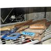 Image 1 : 8 assorted hand saws
