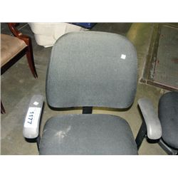 Black gas lift office chair