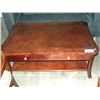 Image 1 : Contemporary 2 drawer coffee table