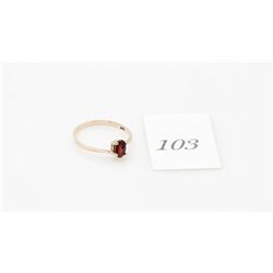 14k gold and ruby ladies ring