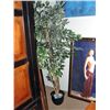 Image 1 : Approx 5F tall artificial tree