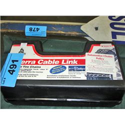 Set of new snow chains