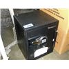 Image 1 : Sentry safe
