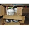 Image 1 : 2 boxes of assorted paint