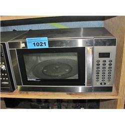 Danby designer stainless steel microwave oven