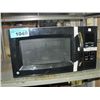 Image 1 : GE black microwave oven