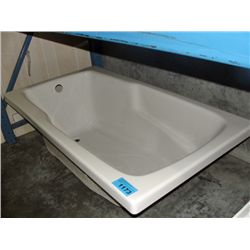 New bathtub