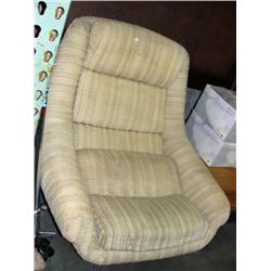 Eames era scoop style lounge chair