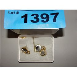 gold plated costume jeweled ladies necklace with