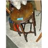 Image 1 : Antique walnut parlour table