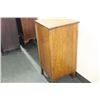Image 8 : SOLID OAK VICTROLA STAND AND MUSIC CABINET 36 X 16.5 X
