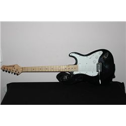 KONA ELECTRIC GUITAR NICE CONDITION