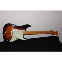 FENDER STRATOCASTER ELECTRIC GUITAR IN ORIGINAL CASE