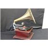 Image 1 : OUTSTANDING GRAMOPHONE MOVABLE BRASS HORN AND ORNATE